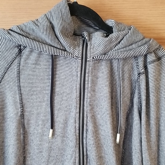 Tommy Hilfiger sport sweater - Picture 3 of 7